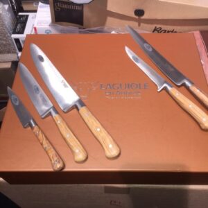 Laguiole knivblok + 6 knive i enebær
