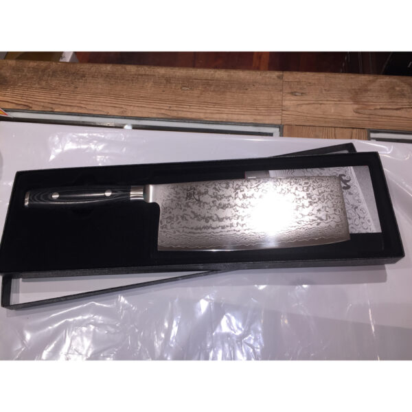 Japanske knive fra Yaxell Ran Chef nr 19